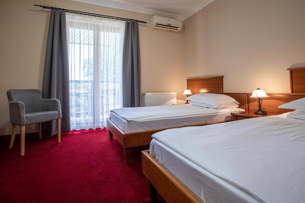 Hotel Vila Lago Palić Esterno foto