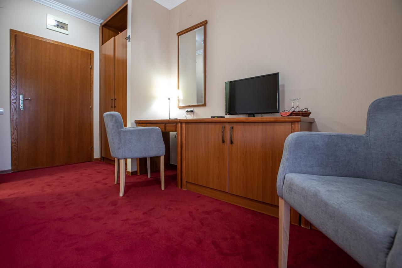 Hotel Vila Lago Palić Esterno foto